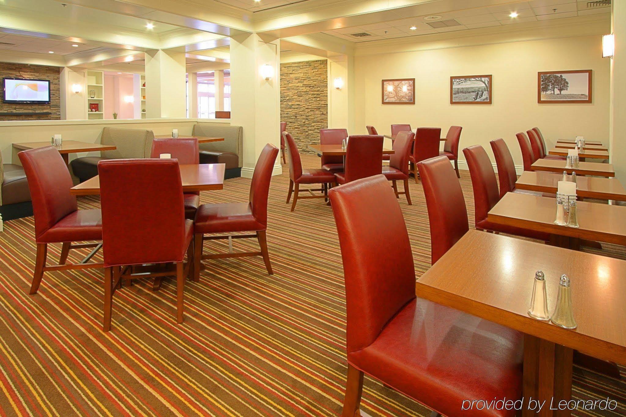 Four Points By Sheraton York Eksteriør bilde