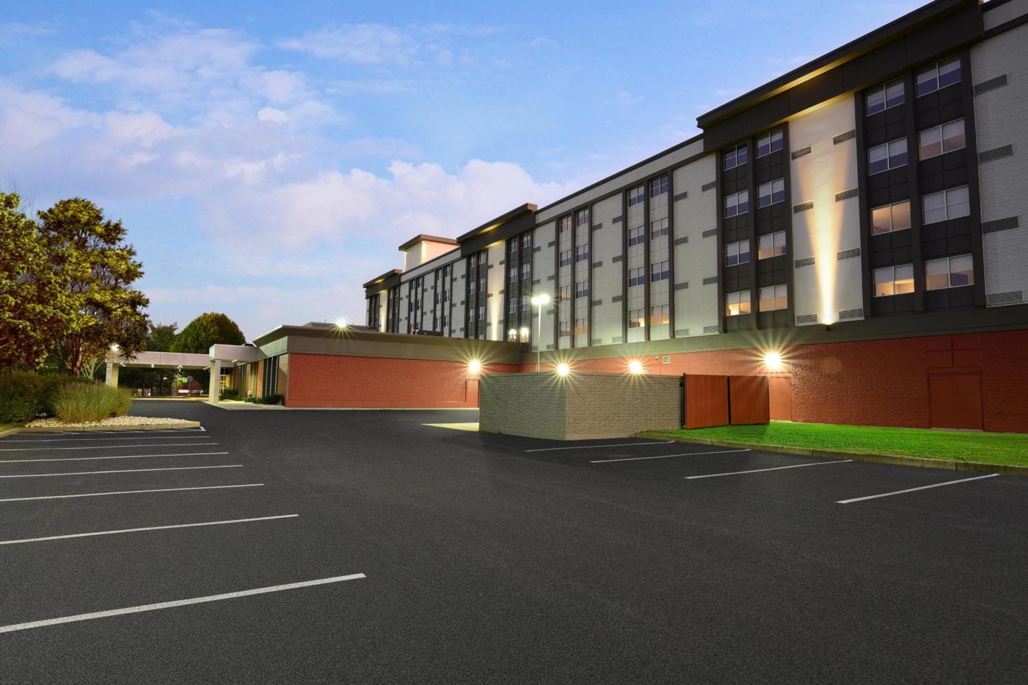 Four Points By Sheraton York Eksteriør bilde